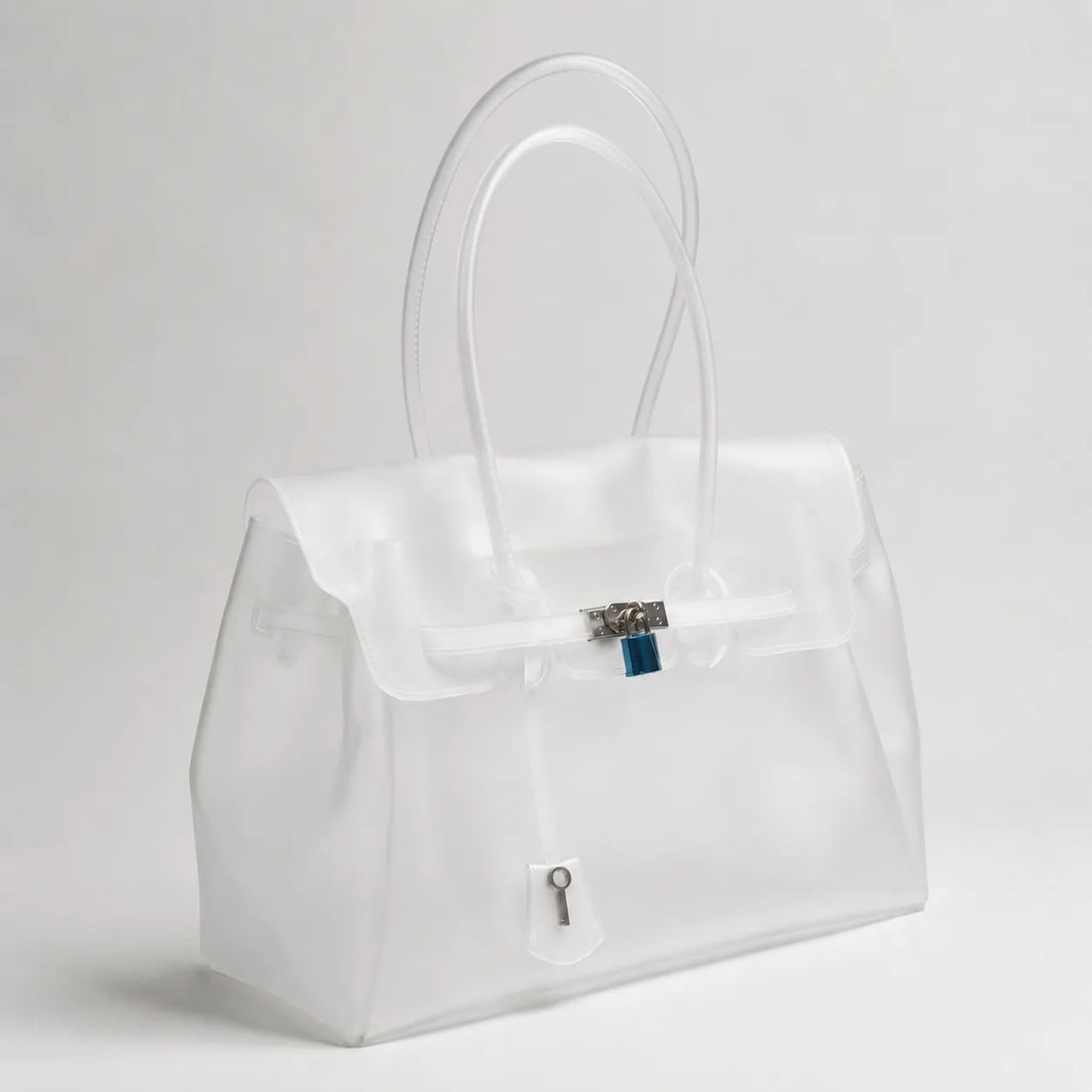 Bolso Jelly transparente JELLOCO en estudio para su guía de limpieza y cuidado